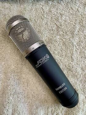 O-1848 Adk Hamburg Edition Large Diaphragm Cardioid Xlr Condenser Mic With Case Mount
