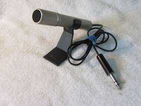 Adm-20 Akai Dynamic Microphone