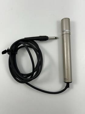Adm-40 Akai Vintage Dynamic Microphone