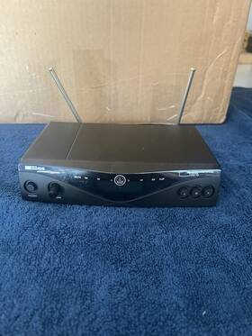 500.100-530 Akg Sr450 Stationery Receiver Rf Band Vii 500.100-530.000mhz No Power Cord