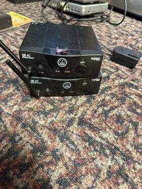 Akg 885038038917 Mini2voc-us25ab Wireless Microphone System And Gtd Professional Mics