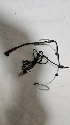 555l Akg Acoustics Presenter/aerobics/gym/training Headset Microphone For Body Pack