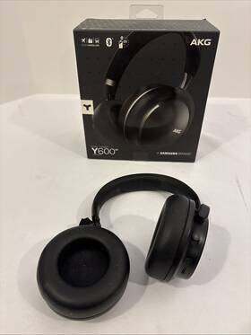 Y600 Akg Nc Blue Tooth Head Phones For Repair Or Parts Please Read