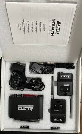 Alto 816311012133 Professional Wireless 2 Channel Dynamic System - Stealthmk2xus