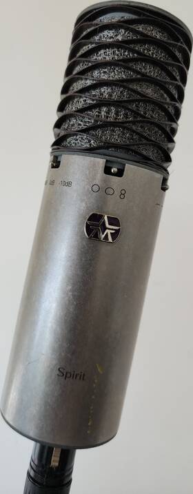 Spe09441 Aston Spirit Large Diaphragm Condenser Mic Xlr Pad 138db Studio Multi-pattern