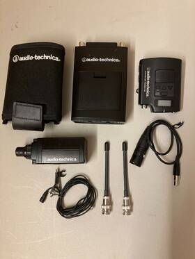 1820a Audio-technica Wireless Microphone System Atw-r