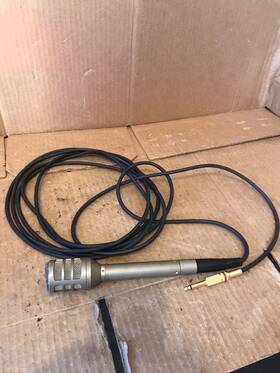 At812 Audio-technica Unidrectional Dynamic Microphone