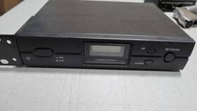 Atw-r2100 Audio-technica Atw-2100 Uhf Synthesized Diversity Receiver Untested For Parts