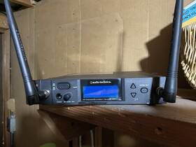 Atw-r4100 Audio-technica Microphone Receiver Uhf Black Pro