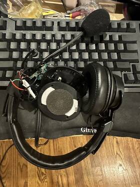 Bphs2-ut Audio-technica Broadcast Stereo Headset With Hypercardioid Dynamic Boom