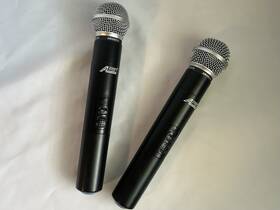 Awx6035 Audio2000s A2000s Audio Lot Of 2 Wireless Microphones Battery Powered