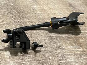 Audix 687471131077 D Clamp Percussion Mount With Shure Mic Clip Excellent