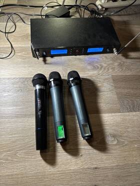 Vm-82u Better Music Builder Vm82u G3 Dual Channel Uhf System 3 Microphones Included