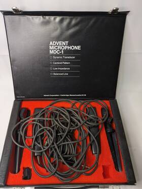 Mdc-1 Beyerdynamic Advent Cardioid Microphone One Pair With Case And Stands