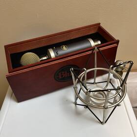 2641e3910 Blue Baby Bottle Sl Large Diaphragm Studio Condenser Microphone