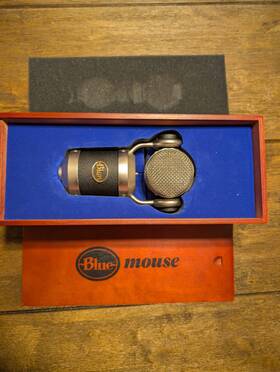 Blue 836213000700 Microphones Mouse Condenser Professional Microphone - Mint Conditon