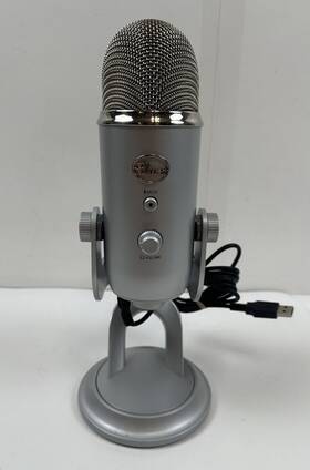 888-000145 Blue Logitech - Yeti Professional Multi-pattern Usb Condenser Gaming Microphone
