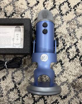 988-000422 Blue Yeti Usb Microphone For Pc And Mac 10 Year Anniversary Edition