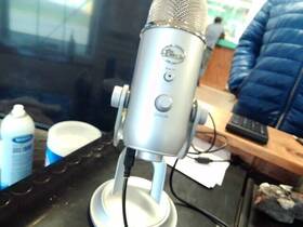 A00121 Blue Yeti Microphone