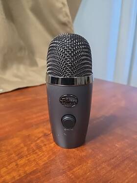 A00147 Blue Yeti Nano Black Microphone Untested Mic Only