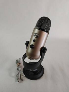 888-000170 Blue Yeti Professional Usb Wired Multi Pattern Condenser Microphone