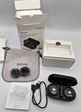 Boya 974700653993 Omic-d Wireless Lavalier Microphone System For Iphone/ipad - Very Good