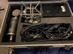 Trion-8000 Cad Multi-pattern Tube Studio Mic With Case And Accessories