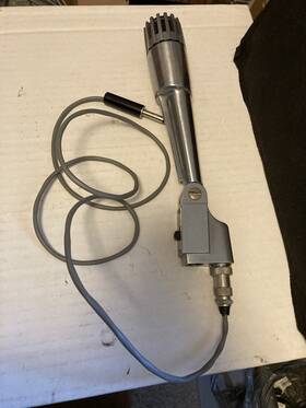 No-q4-156 Calectro Dynamic Microphone With Cord Working