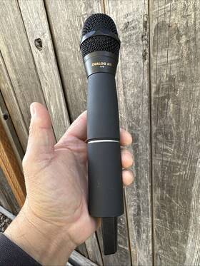 910-6103-001 Clearone Wireless Handheld H18 Condenser Cardioid Microphone