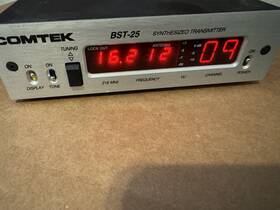 Bst-25 Comtek Base Station Transmitter - 216 Mhz