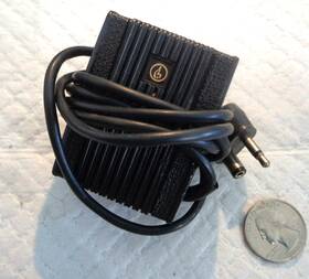 Wm-2051h Dynamic Wm-2051 Vintage Microphone Model # With 2 Prong Plug