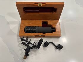Sv33 Earthworks Large-diaphragm Condenser Microphone With Cherry Wood Box