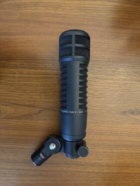F.01u.411.906 Electro-voice Re20 Dynamic Broadcast Microphone With Variable-d - Black