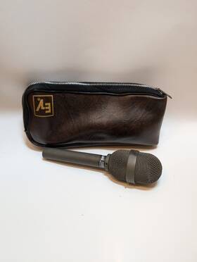 Pl-95 Ev Pl95 Vintage Dynamic Cardioid Microphone #1 With Original Carrying Case