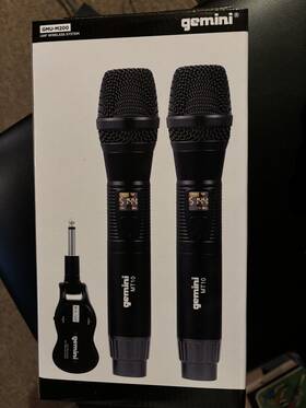 Gmu-m200 Gemini Sound Dual Handheld Uhf Rechargeable Wireless Microphone System