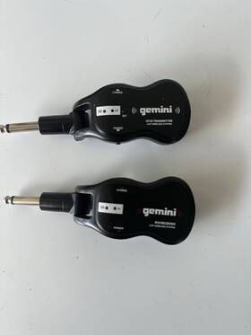 Gt10 Gemini Transmitter And R10 Receiver Uhf Wireless System 1/4in Ts Black