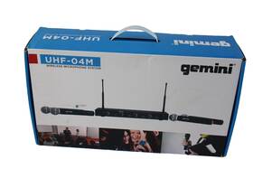 Uhf-04m Gemini 4-channel Wireless Handheld Microphone System 1 Bad Mic #r1292