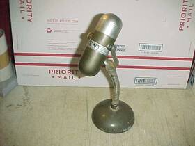 Dm-17 Kent Vintage 50s/60s Dynamic Pill Style Microphone With Stand Movie Prop