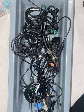Knox Gear 657379084966 Bundle - 11 Ct Lav Mics 3.5mm And Xlr Inputs