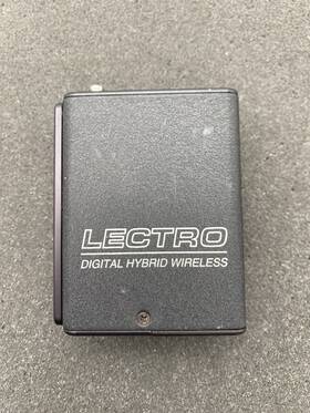 Um400-blk21 Lectrosonics Um400 Belt Pack Transmitter Block 21 537.6-563.1 1.6mhz 100khz