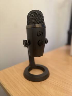 988-000088 Logitech Blue Yeti Nano Premium Usb Microphone For Pc Mac Gaming Shadow Grey