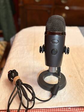A0q098 Logitech Blue Yeti X Professional Usb Microphone