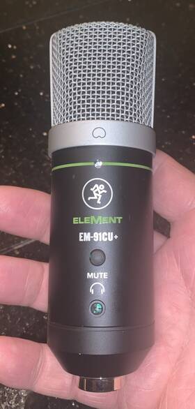 Mck-em-91cu-plus Mackie Em-91cu Usb Cardioid Condenser Microphone - Black And Gray