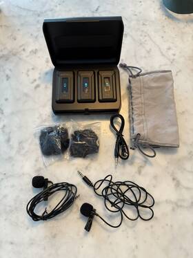 Wmx-2-duo Movo Wireless Lavalier Microphone System Dual-channel- Little Use