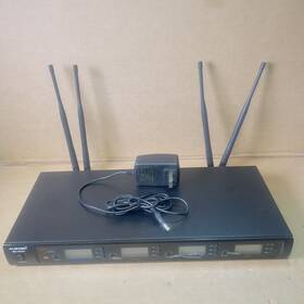 Mu-udx4-hh Musysic 4-channel Uhf Diversity Wireless Handheld Microphone System No Mic See Photos