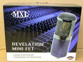 Mxl 801813227536 Revelation Mini Fet Large Diaphragm Cardioid Microphone With Shockmount