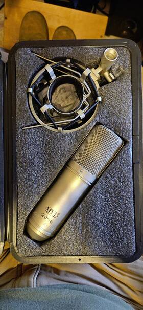 Mxl 989898858125 2006 Large Capsule Fet Condenser Microphone