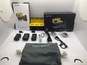 66603759 Neewer Cm28 Professional Wireless Lavalier Microphone System Untested As Is
