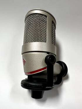 008507 Neumann Bcm 705 Dynamic Broadcast Microphone