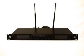 Ptu-5000b Phenyx Pro Wireless Microphone System 4-channel Uhf Cordless 2 Mic Kit